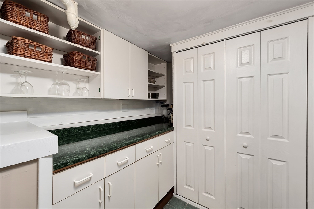 7 Perkins Row Topsfield, MA 01983 - Photo 23 of 39 Gallery Image 23