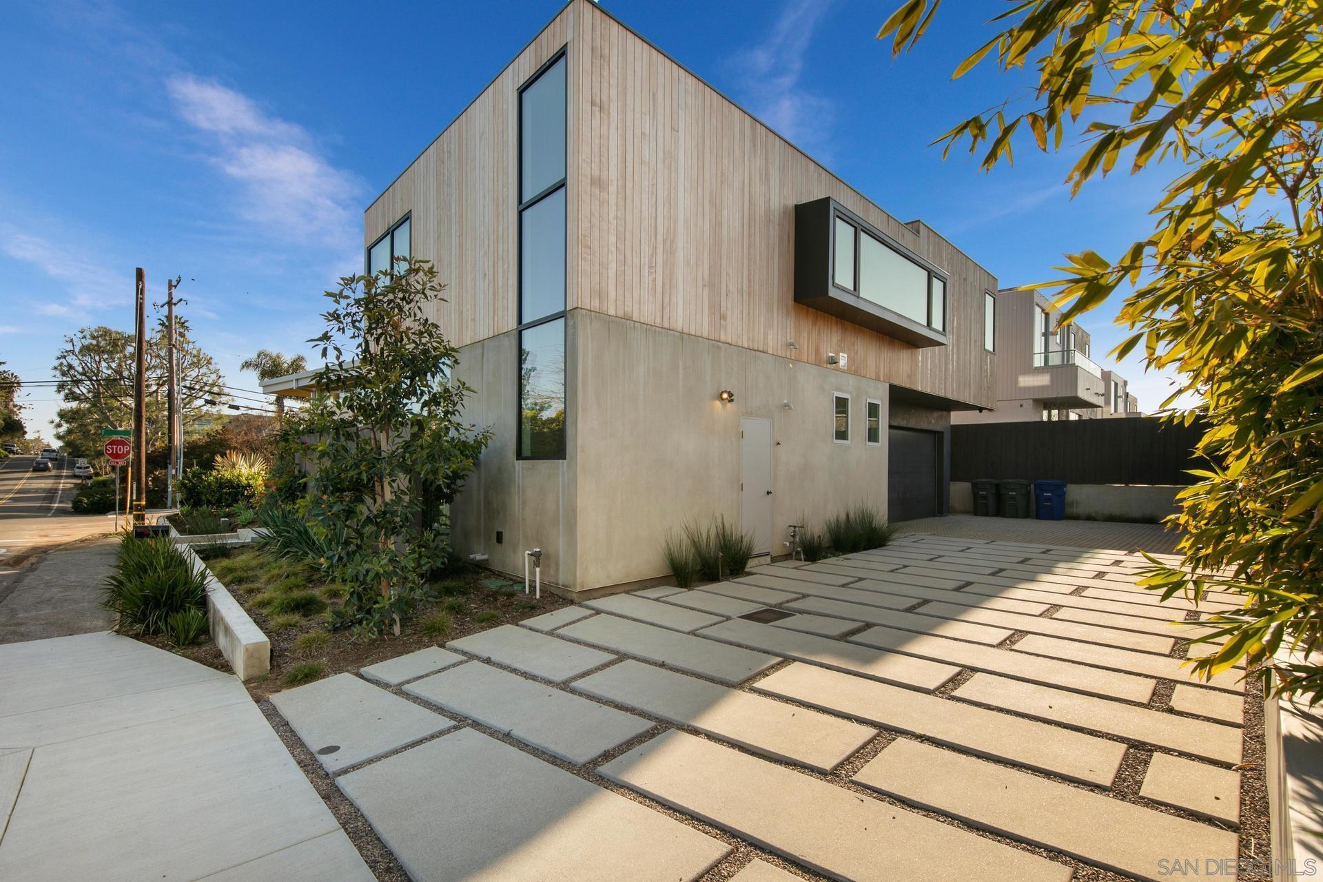 664 Cornish Drive Encinitas, CA 92024 - Photo 30 of 46