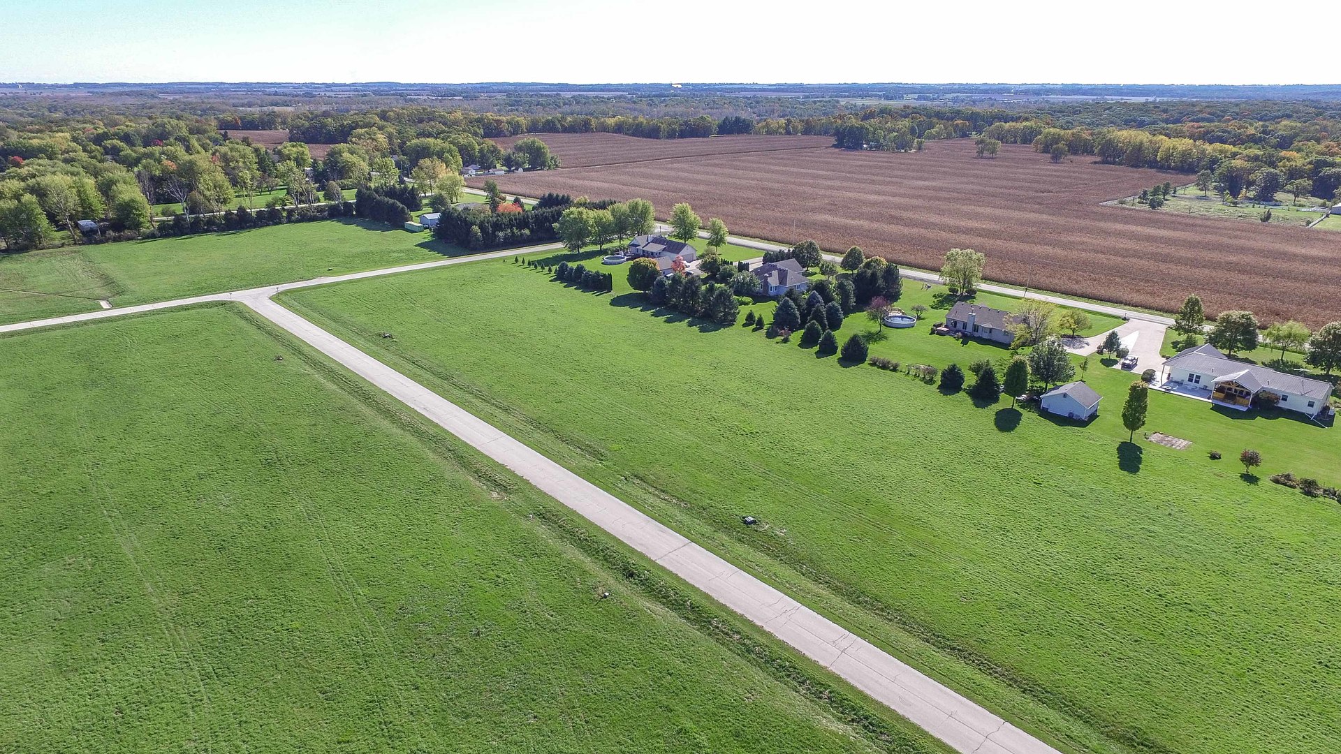 2425 North 4220th Road Sheridan, IL 60551 - Photo 8 of 11 Gallery Image 8