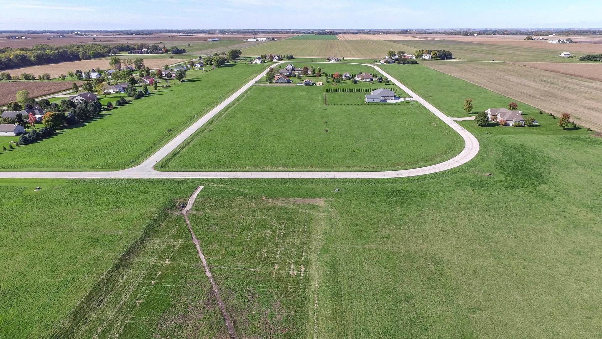 2425 North 4220th Road Sheridan, IL 60551 - Photo 10 of 11 Gallery Image 10