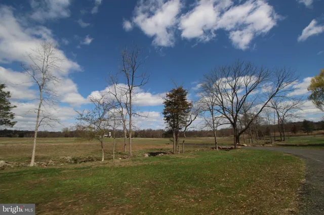 $1,650,000 | 12 Lynnbrook Drive, Lambertville, NJ 08530