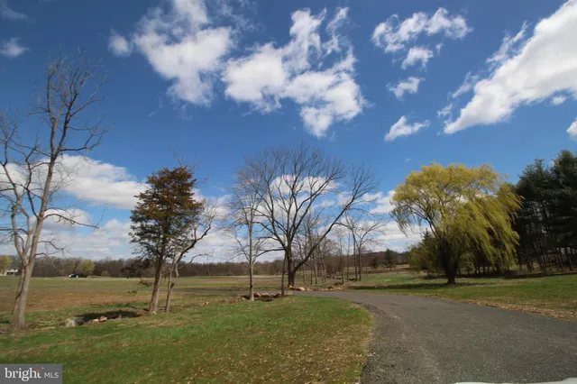 $1,650,000 | 12 Lynnbrook Drive, Lambertville, NJ 08530