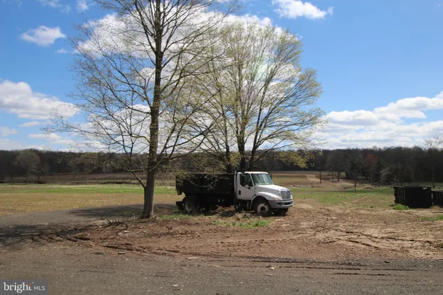 $1,650,000 | 12 Lynnbrook Drive, Lambertville, NJ 08530