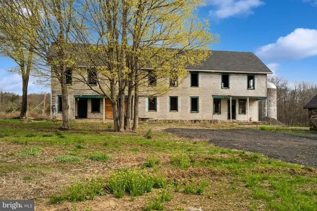 $1,650,000 | 12 Lynnbrook Drive, Lambertville, NJ 08530