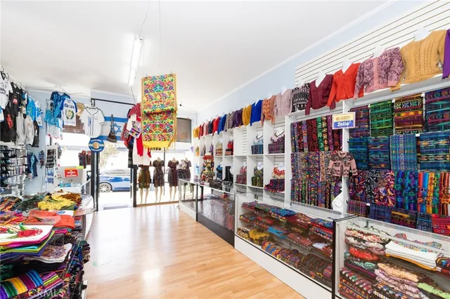 a very nice looking room with lots of stuff