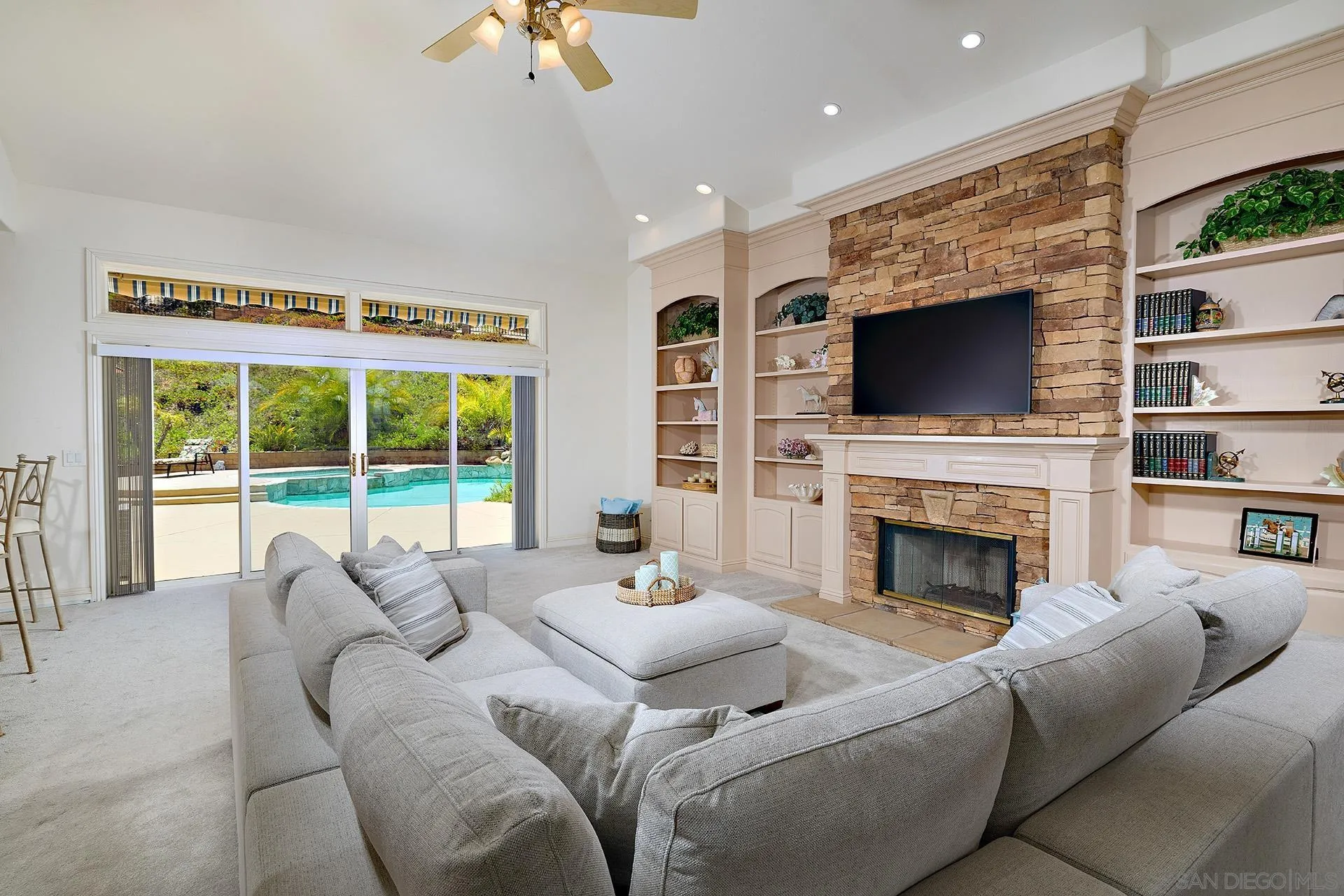 18151 Old Coach Road Poway, CA 92064 - Photo 16 of 53