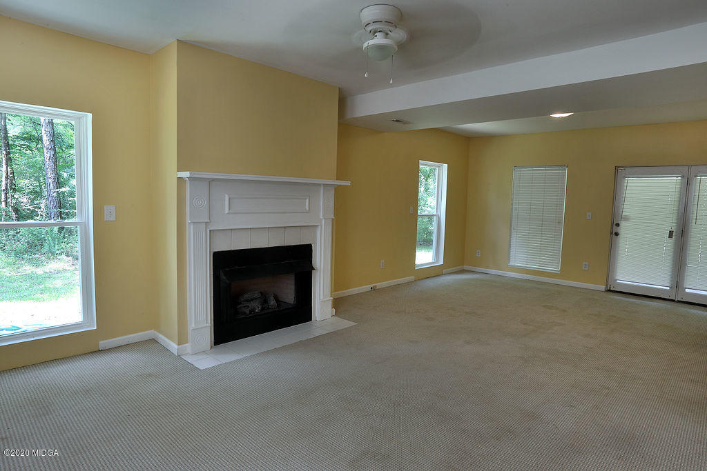 411 Lamar Road Macon, GA 31220 - Photo 11 of 22 a view of a livingroom with a fireplace