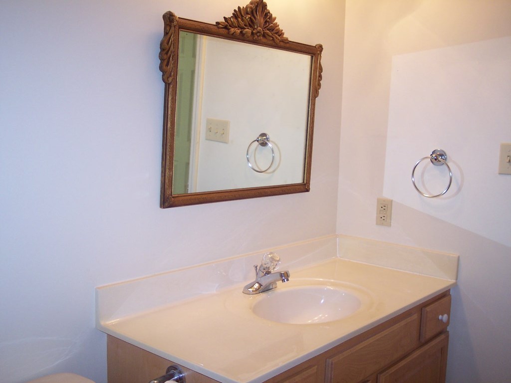 1496 Fort Perry Road Mauk, GA 31058 - Photo 11 of 24 HALL BATH