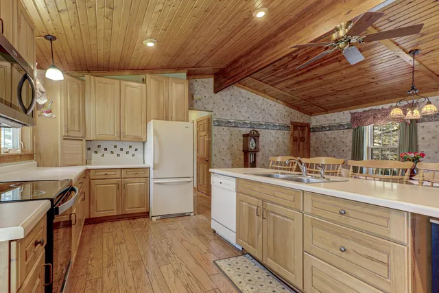 $294,900 | N4501 Highway 73, Princeton, WI 54968