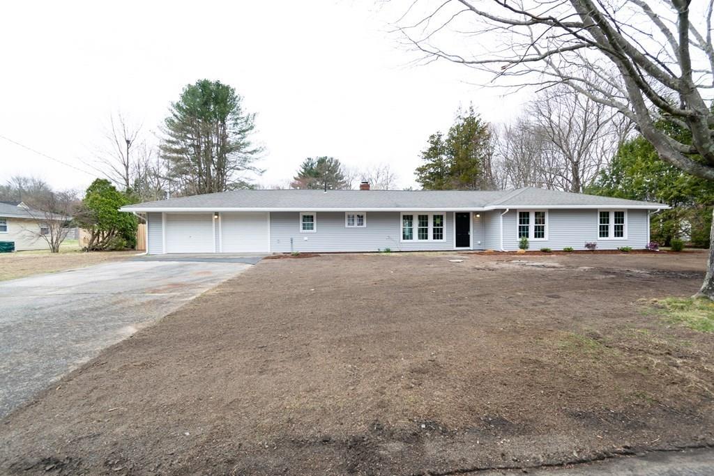 8 Michael Road Hingham, MA 02043 - Photo 6 of 35 Gallery Image 6