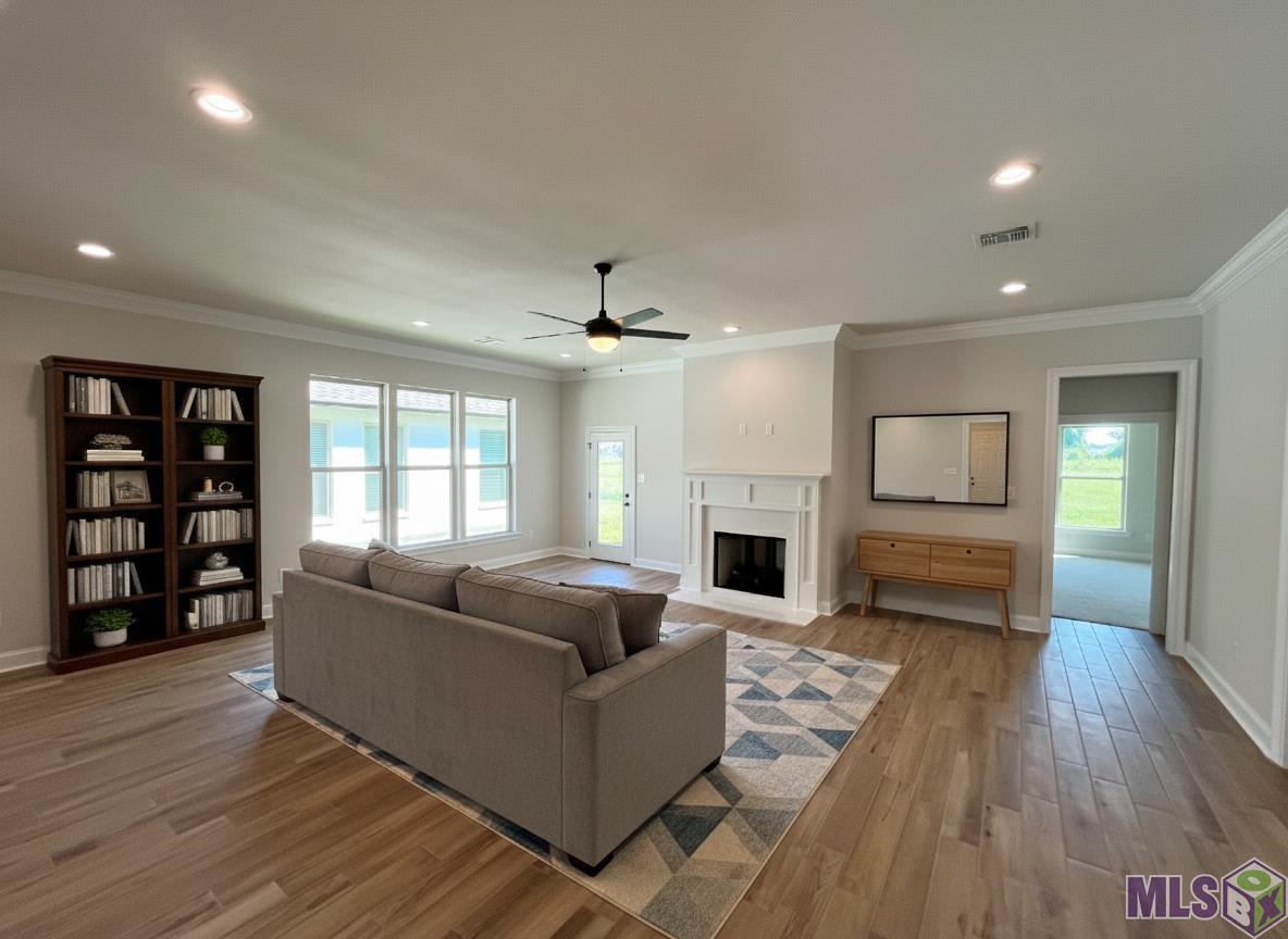 17207 Tidewater Lane Baton Rouge, LA 70810 - Photo 2 of 15 Virtually Staged