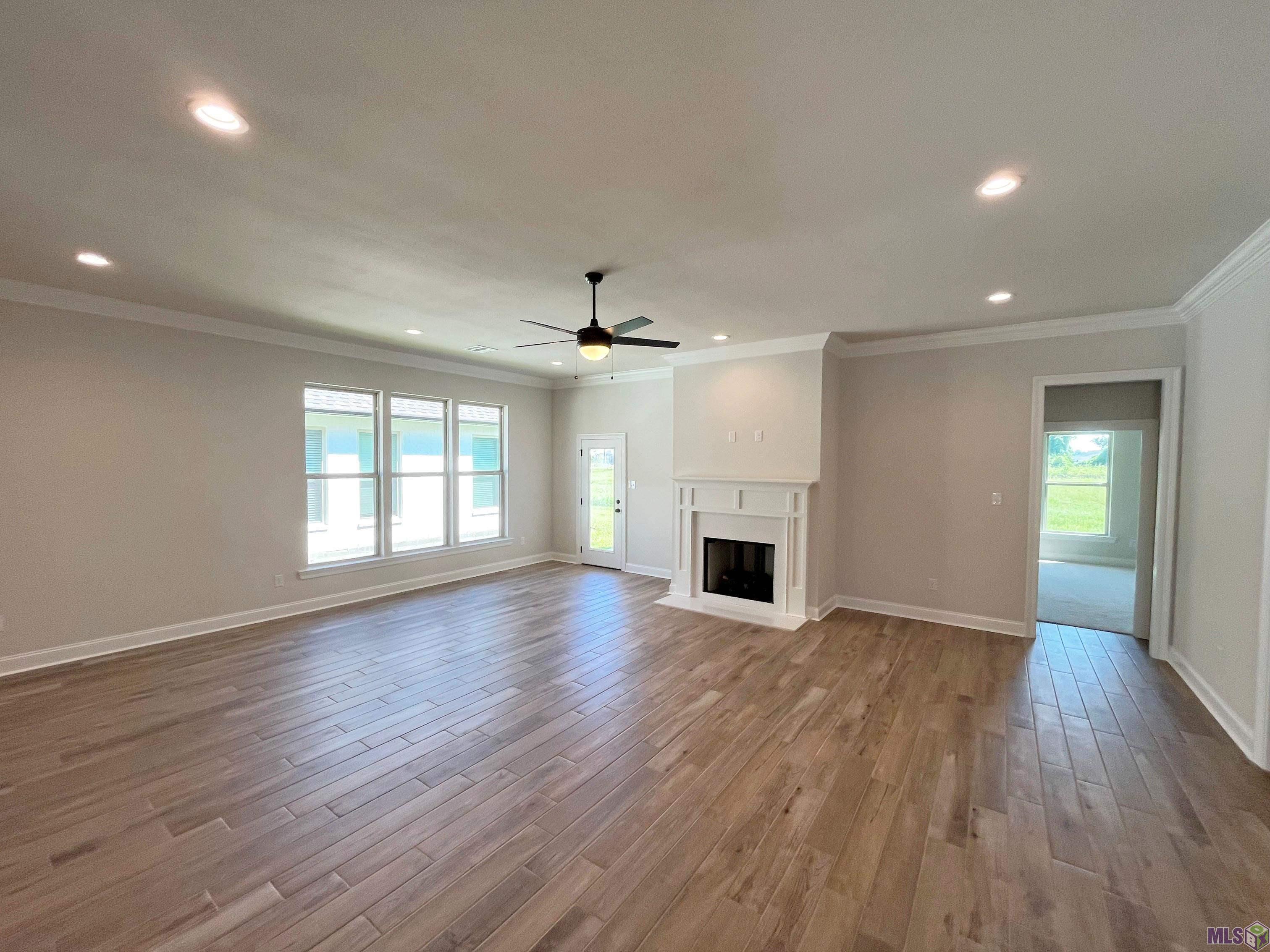 17207 Tidewater Lane Baton Rouge, LA 70810 - Photo 3 of 15