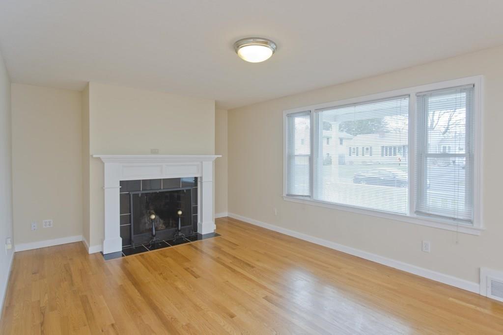 59 Robinson Road West Springfield, MA 01089 - Photo 7 of 40 Gallery Image 7