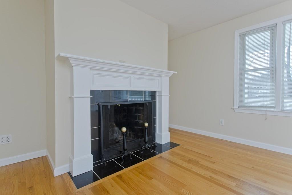 59 Robinson Road West Springfield, MA 01089 - Photo 8 of 40 Gallery Image 8