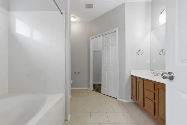 $2,150 | 3901 Whitey Ford Way, Round Rock, TX 78665