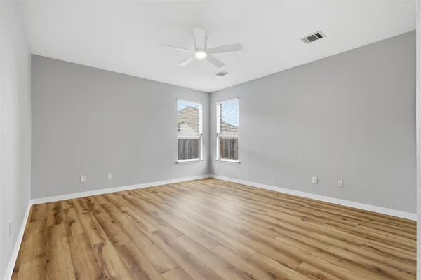 $2,150 | 3901 Whitey Ford Way, Round Rock, TX 78665