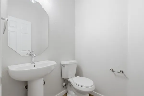$2,150 | 3901 Whitey Ford Way, Round Rock, TX 78665