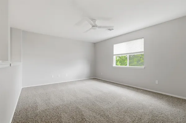 $2,150 | 3901 Whitey Ford Way, Round Rock, TX 78665