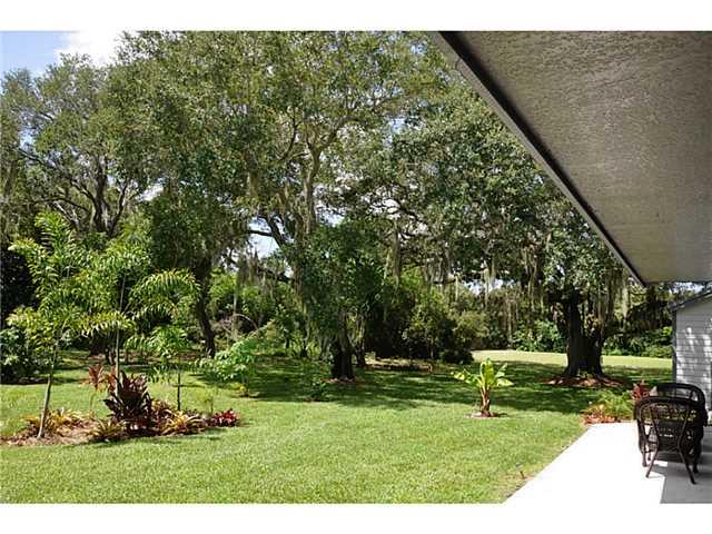 5448 Southeast Reef Way Stuart, FL 34997 - Photo 3 of 23 Gallery Image 3
