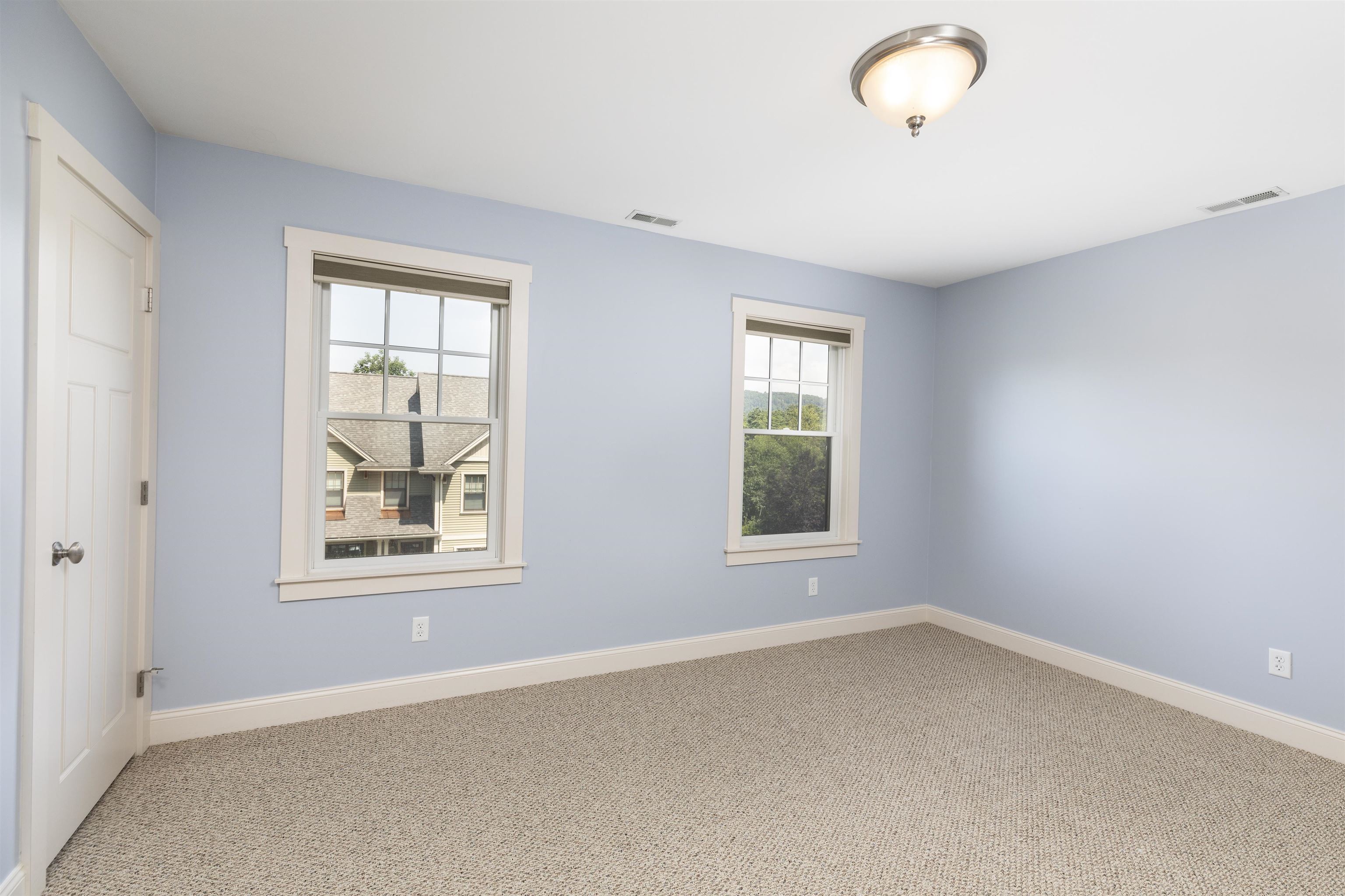 337 Mt Support Road, Unit 604 Lebanon, NH 03766 - Photo 12 of 26
