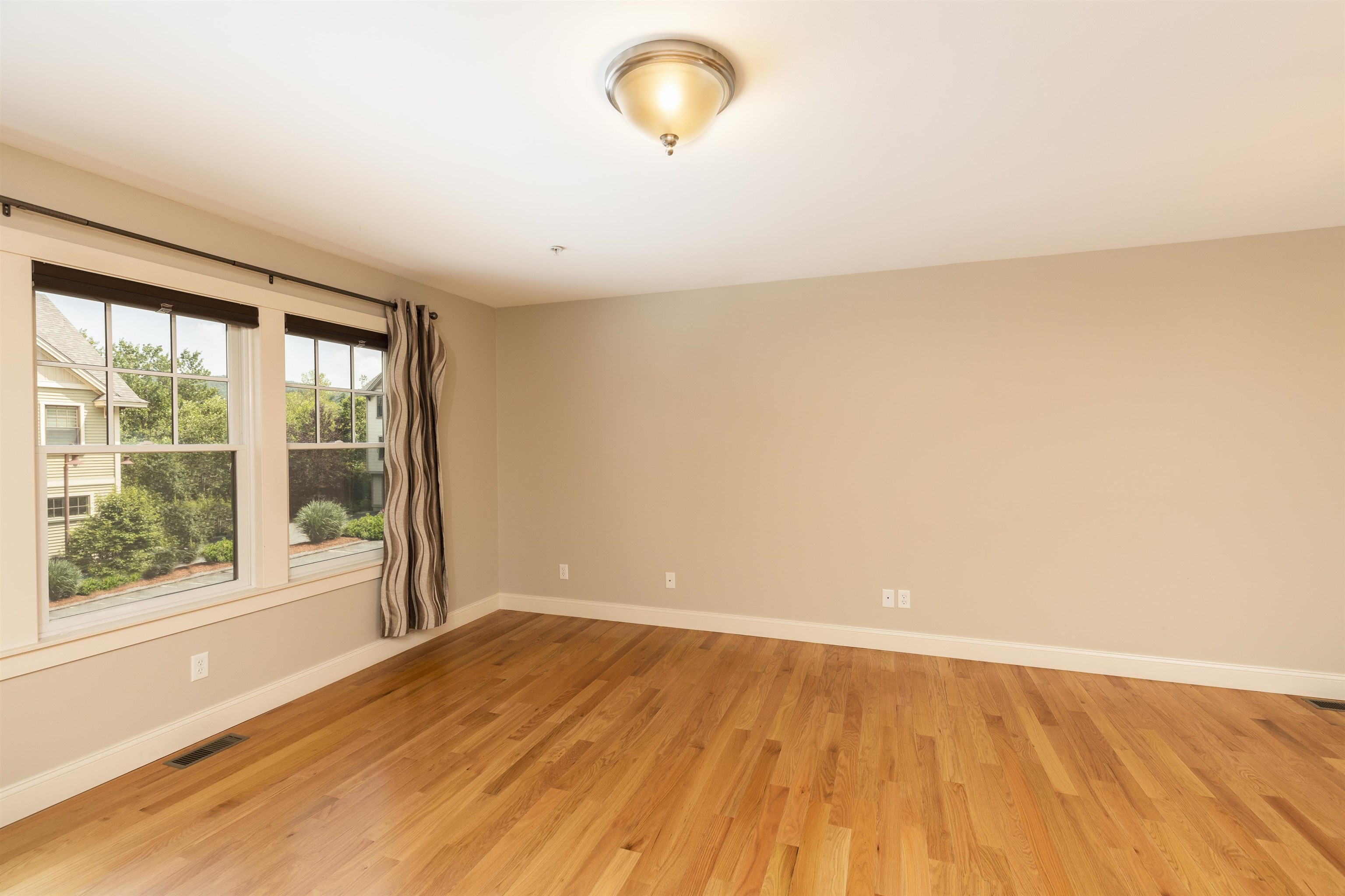 337 Mt Support Road, Unit 604 Lebanon, NH 03766 - Photo 6 of 26