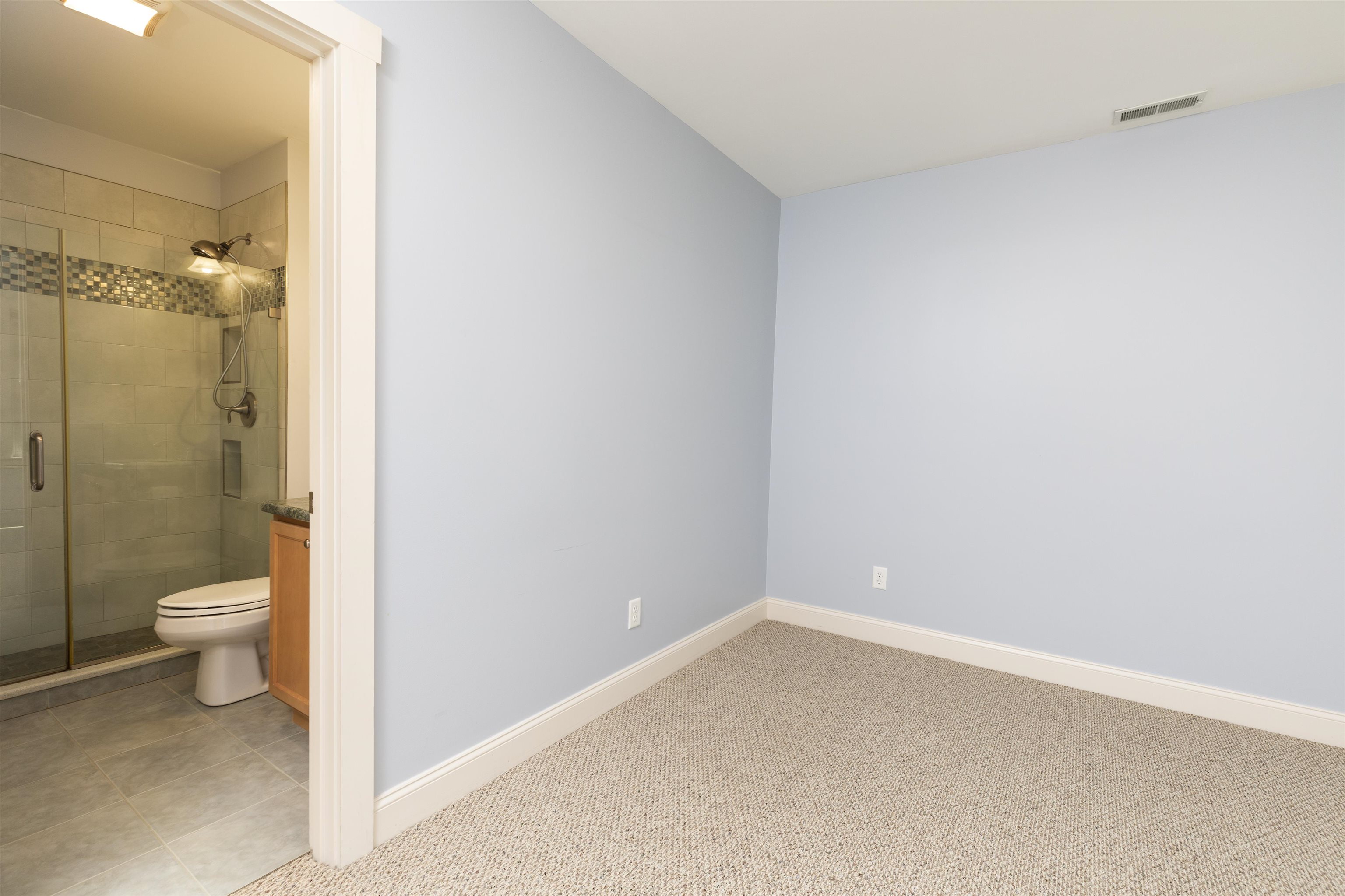 337 Mt Support Road, Unit 604 Lebanon, NH 03766 - Photo 8 of 26