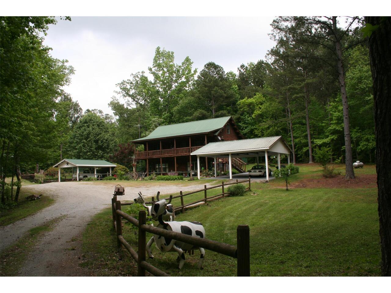 ENTRANCE TO PROPERTY