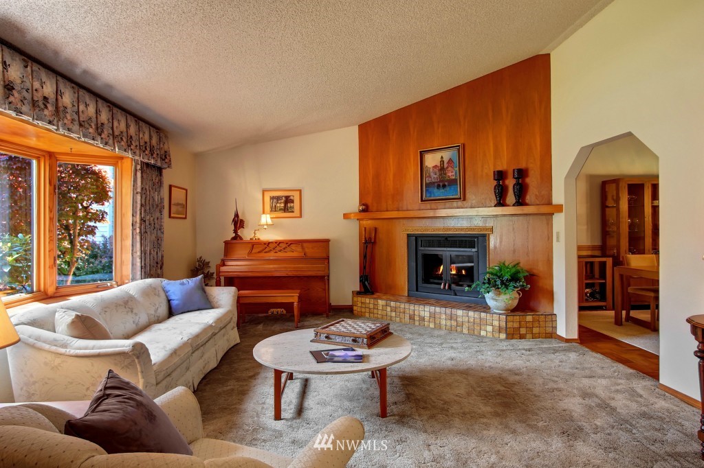 2905 166th Place Southeast Bothell, WA 98012 - Photo 2 of 15