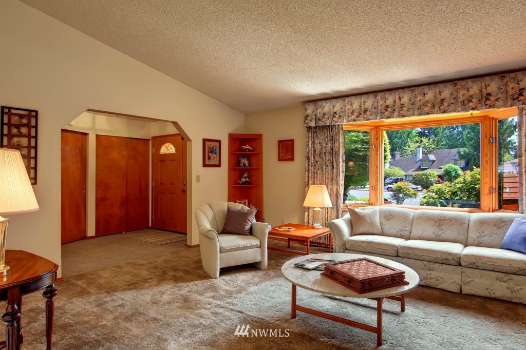 2905 166th Place Southeast Bothell, WA 98012 - Photo 3 of 15