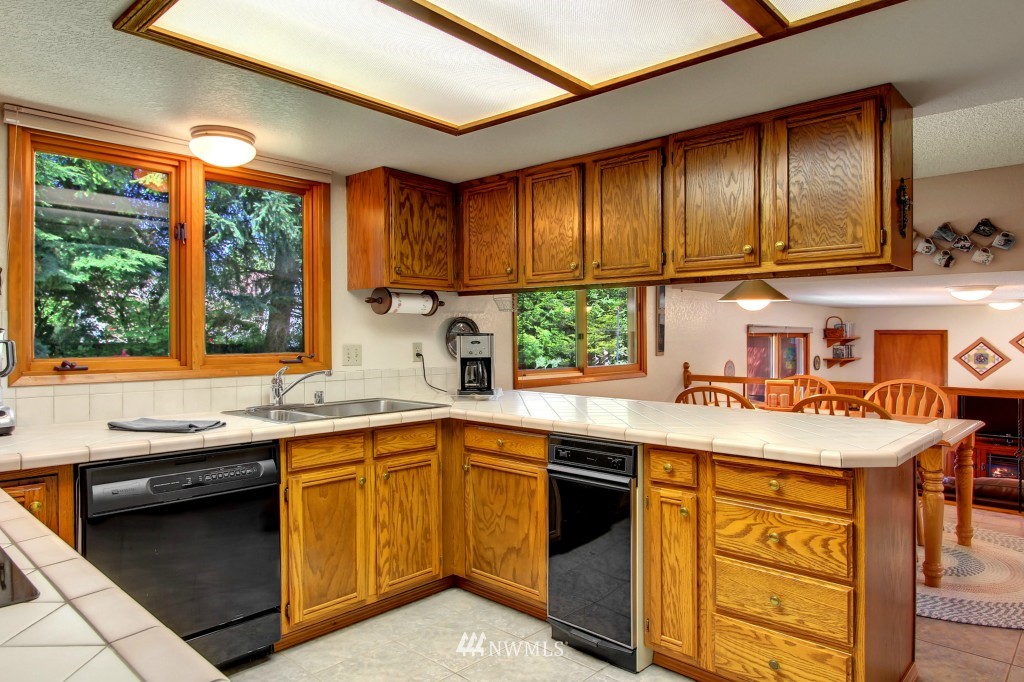 2905 166th Place Southeast Bothell, WA 98012 - Photo 4 of 15