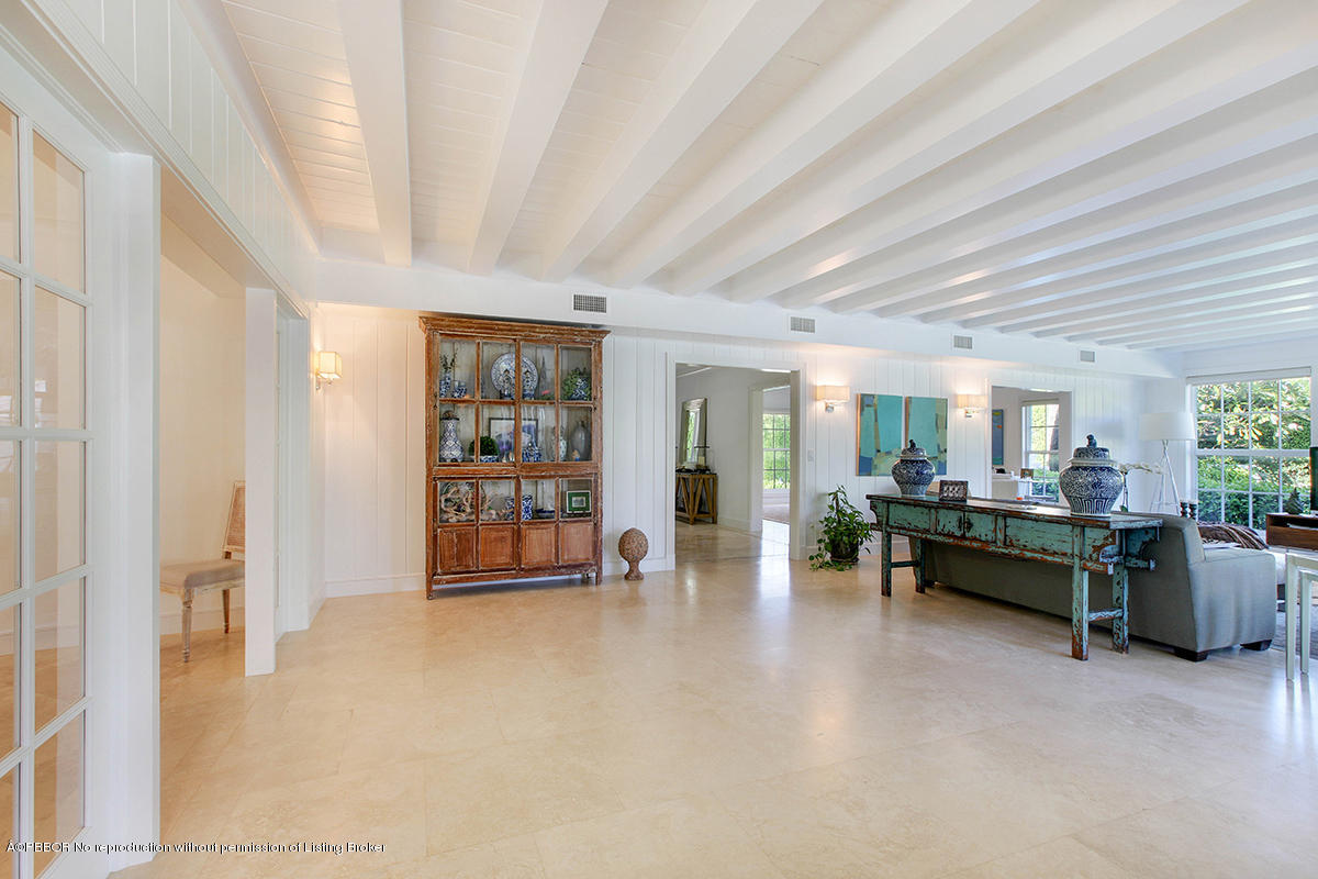 202 Garden Road Palm Beach, FL 33480 - Photo 20 of 76 20 Living Room