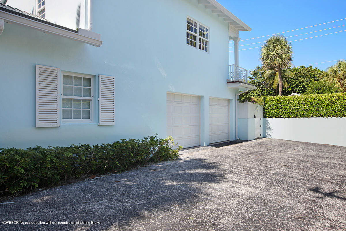 202 Garden Road Palm Beach, FL 33480 - Photo 63 of 76 63 Garage
