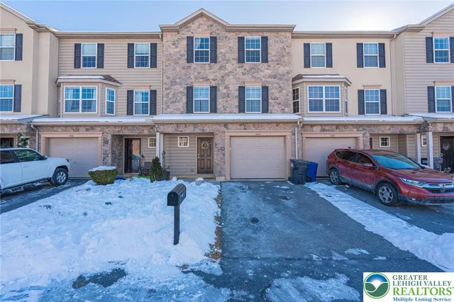 $299,900 | 1014 Yarn Court, Mohrsville, PA 19541