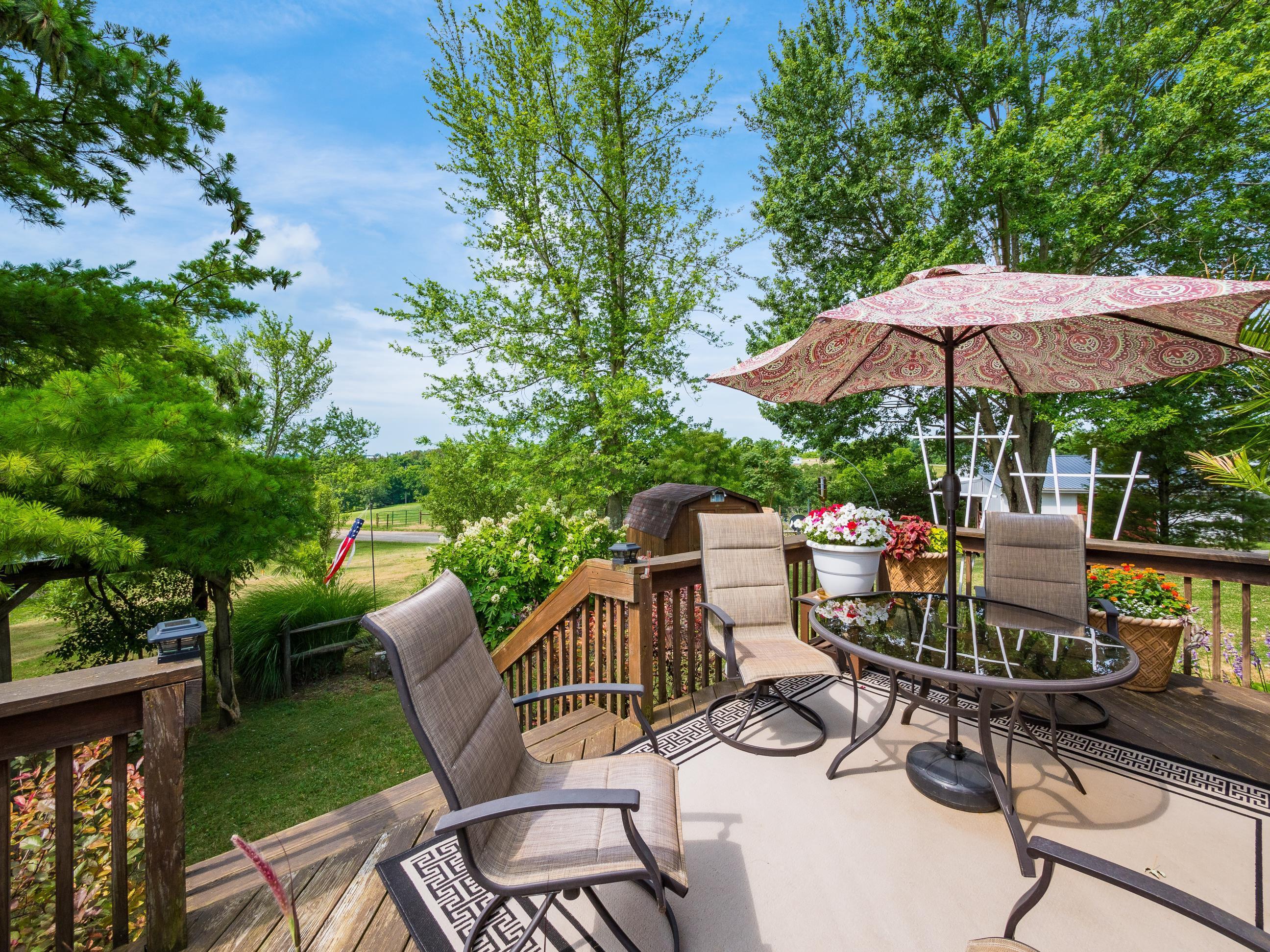 640 Rix Mills Road New Concord, OH 43762 - Photo 25 of 34 640 Rix Mills-back deck 2