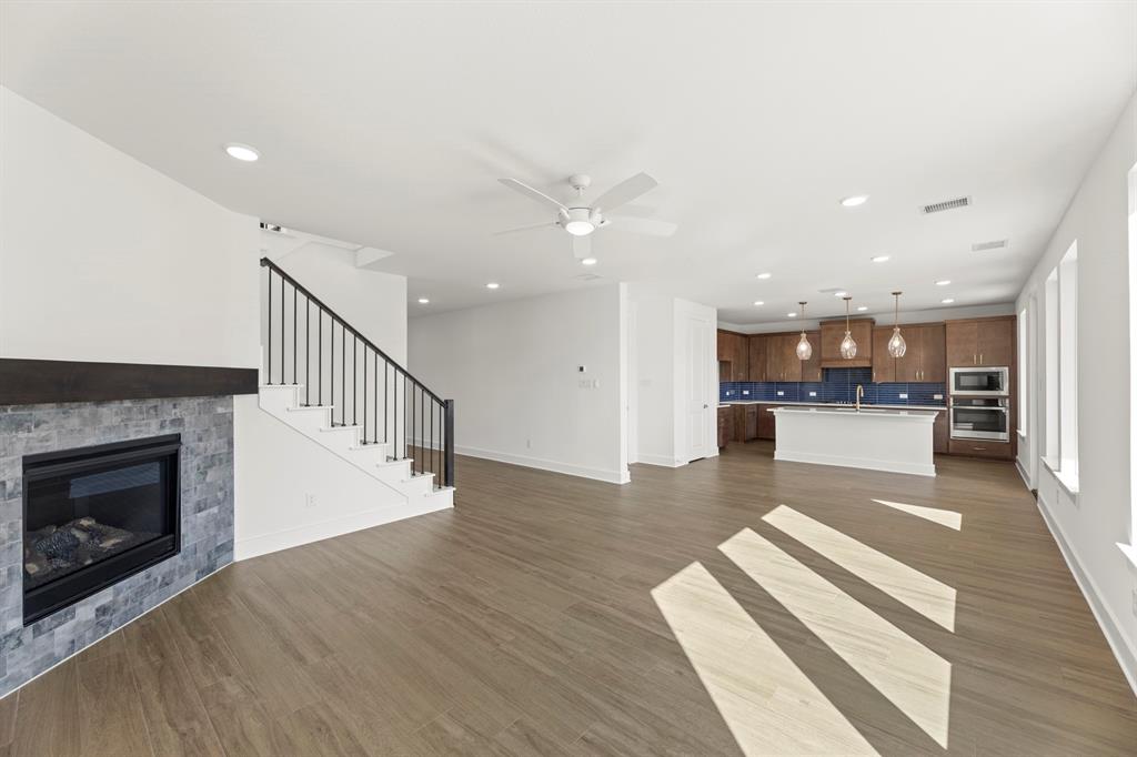 2724 Andorra Road McKinney, TX 75071 - Photo 7 of 27 07. 2724 Andorra - Family (2)