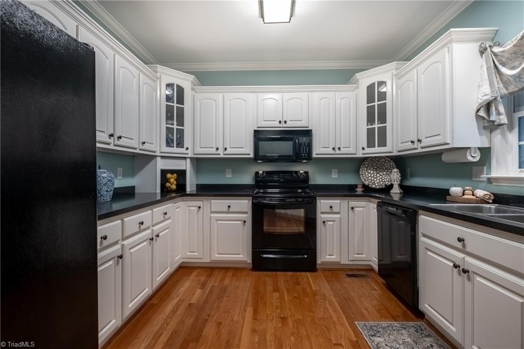 1356 Ridgewood Circle Asheboro, NC 27203 - Photo 15 of 30 Gallery Image 15