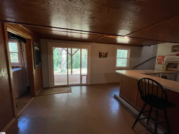 $335,000 | 606 North Poplar Street, Walhalla, SC 29691