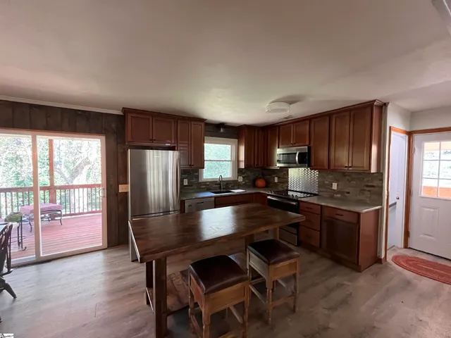 $339,000 | 606 North Poplar Street, Walhalla, SC 29691