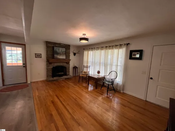 $335,000 | 606 North Poplar Street, Walhalla, SC 29691