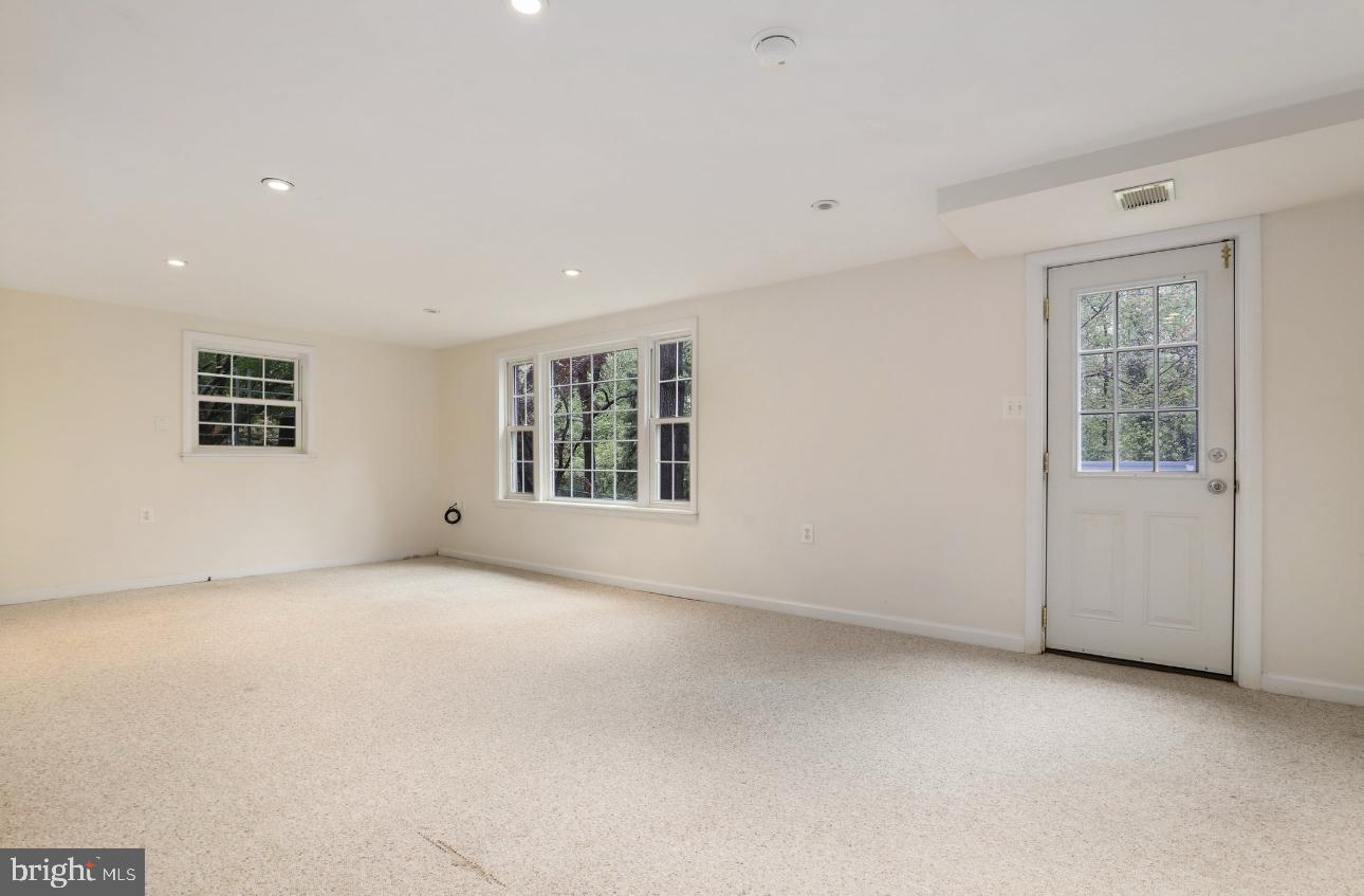1120 Tanley Road Silver Spring, MD 20904 - Photo 25 of 32 Gallery Image 25