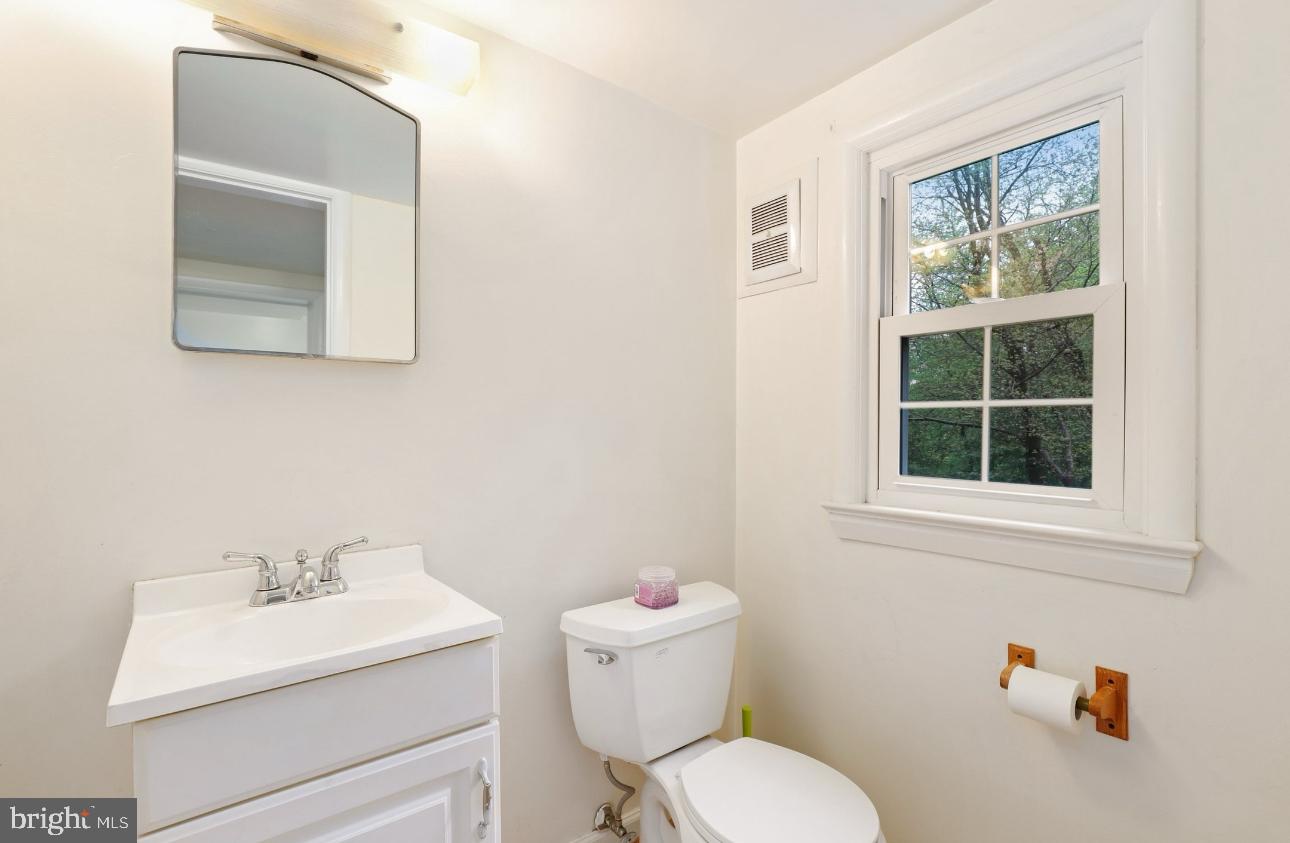 1120 Tanley Road Silver Spring, MD 20904 - Photo 29 of 32 Gallery Image 29