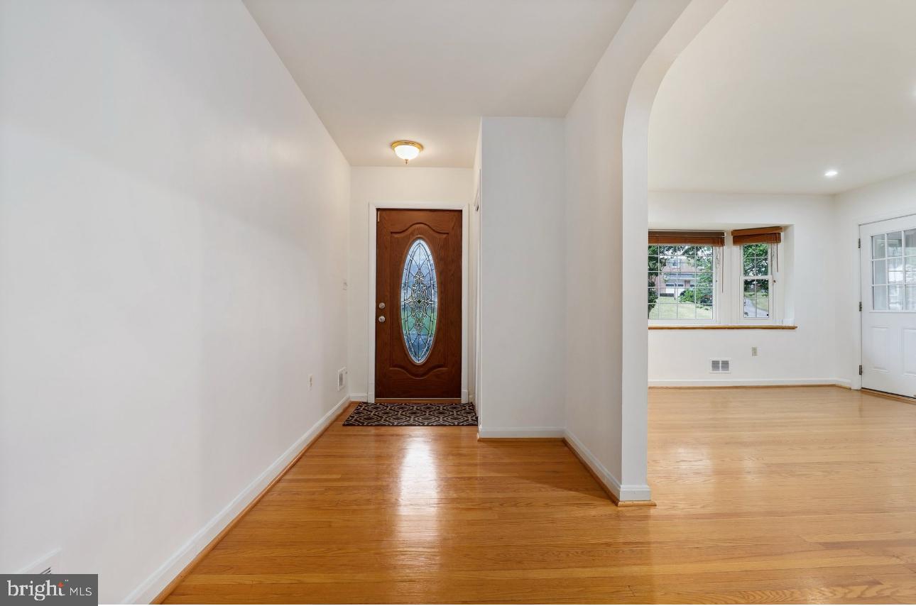 1120 Tanley Road Silver Spring, MD 20904 - Photo 3 of 32 Gallery Image 3