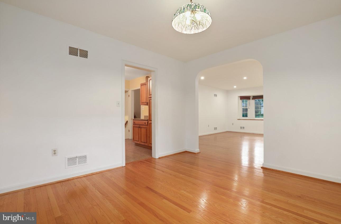 1120 Tanley Road Silver Spring, MD 20904 - Photo 7 of 32 Gallery Image 7
