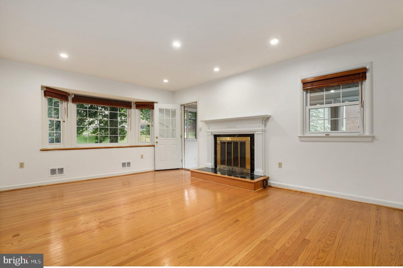 1120 Tanley Road Silver Spring, MD 20904 - Photo 8 of 32 Gallery Image 8