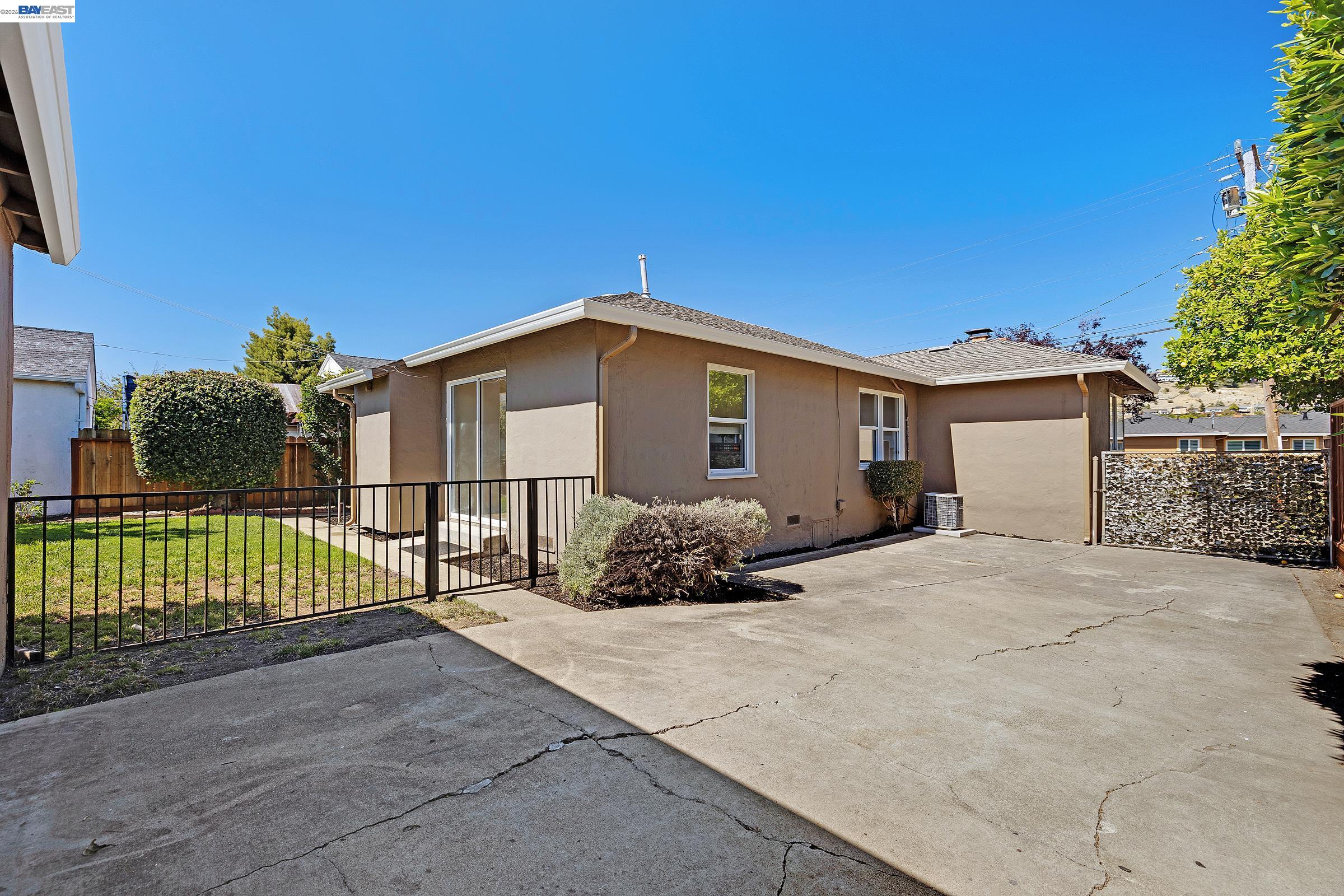 1987 San Rafael Street San Leandro, CA 94577 - Photo 10 of 35