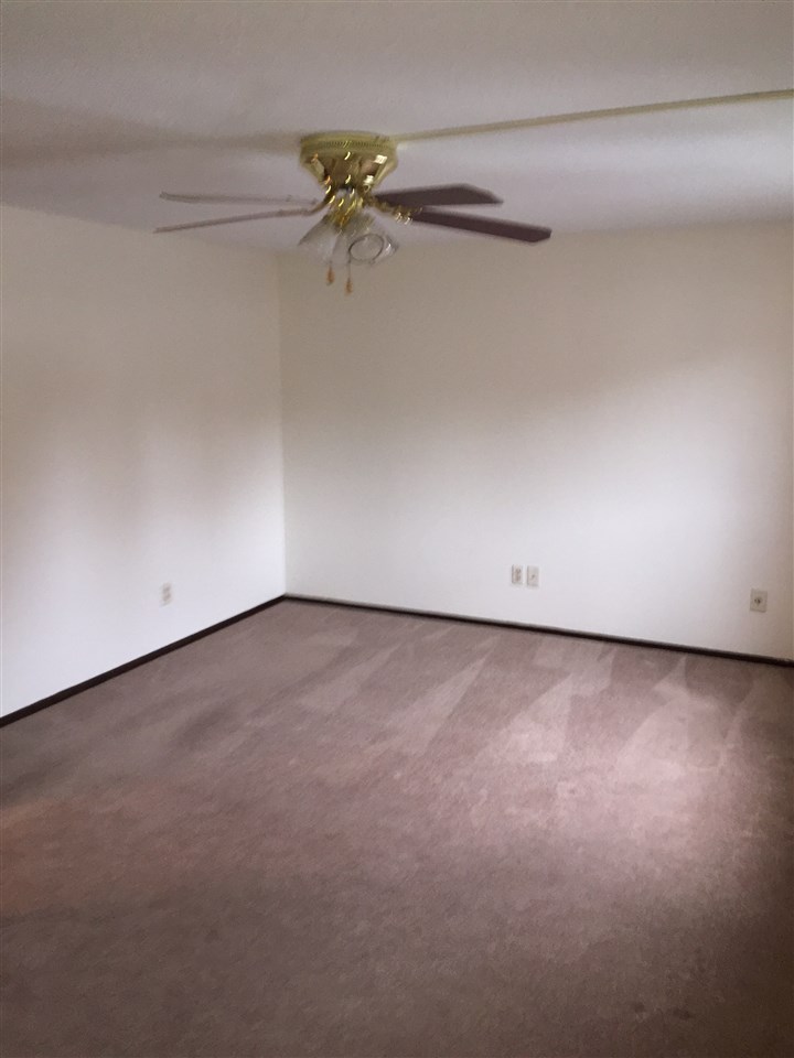 7 B Cedarbrook Avenue, Unit 7B Rochester, NH 03867 - Photo 11 of 13