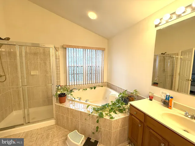 $4,675 | 18416 Beechnut Way, Boyds, MD 20841