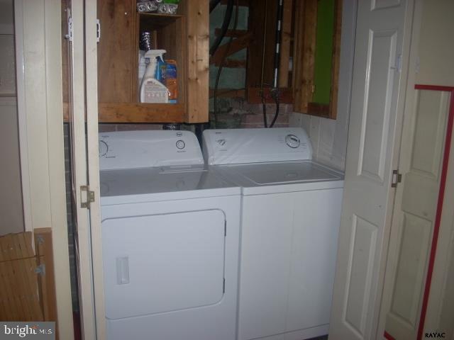 5770 Mountain Road Dover, PA 17315 - Photo 20 of 36 Gallery Image 20