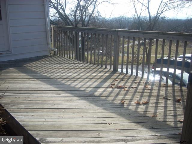 5770 Mountain Road Dover, PA 17315 - Photo 9 of 36 Gallery Image 9