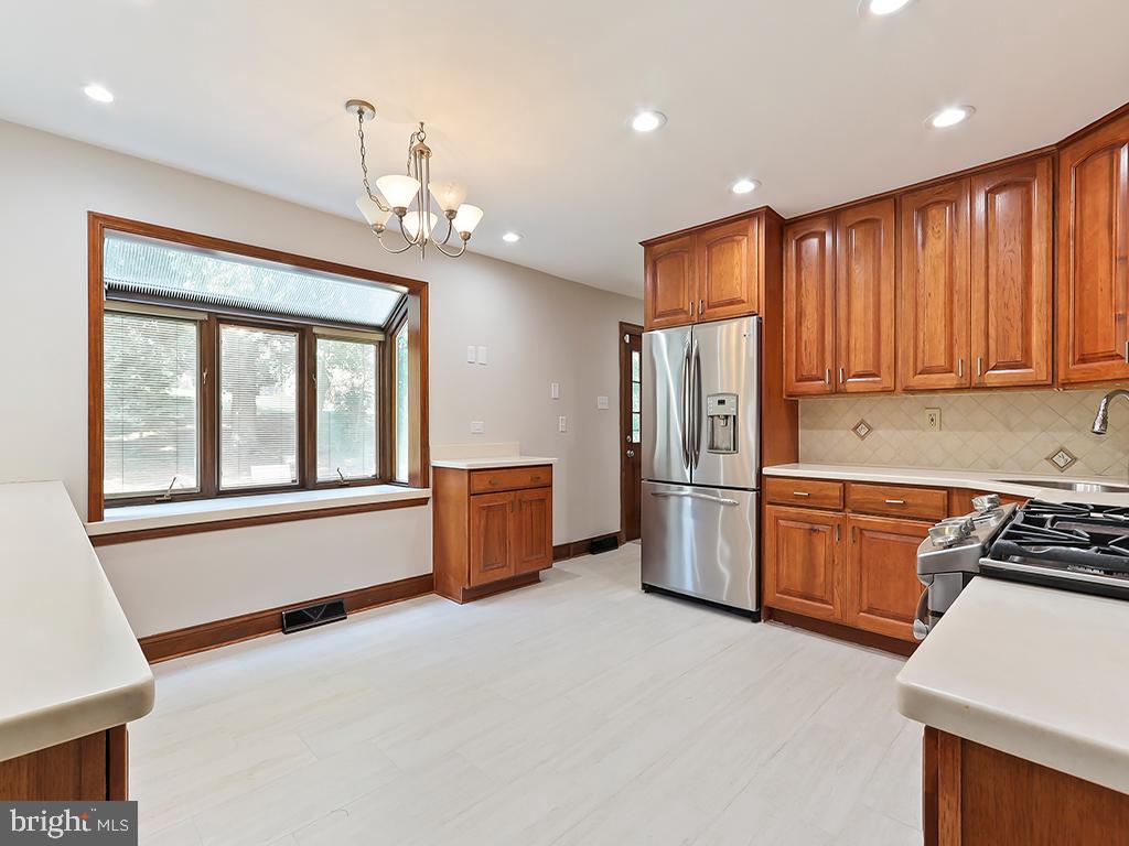 903 Penn Valley Road Media, PA 19063 - Photo 16 of 52 Large kitchen with space for a table or island.